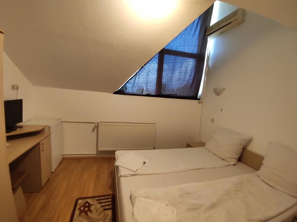Pensiunea Alb Baile 1 Mai Room photo